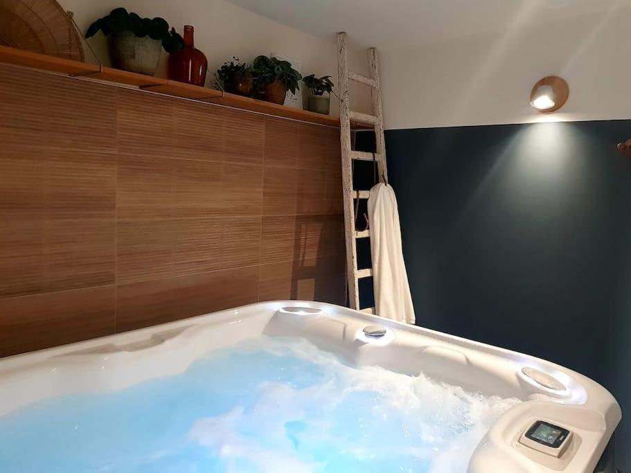 Le Bon Temps, Pour Une Douce Parenthese Saint-Martin-Lez-Tatinghem Exterior photo